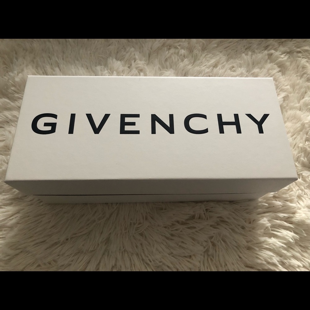 Givenchy shoebox and dust bags